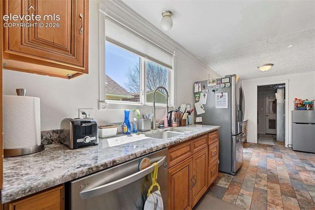 6910 Casper Court Colorado Springs CO 80922