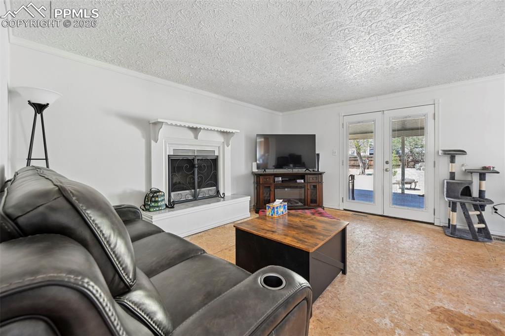 6910 Casper Court Colorado Springs CO 80922