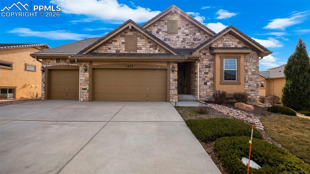 1475 Symphony Heights Monument CO 80132