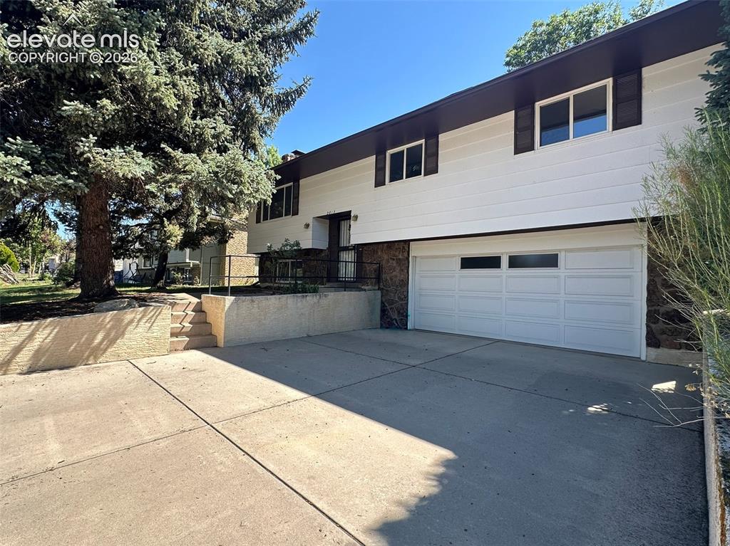 2813 Dusk Drive Colorado Springs CO 80918