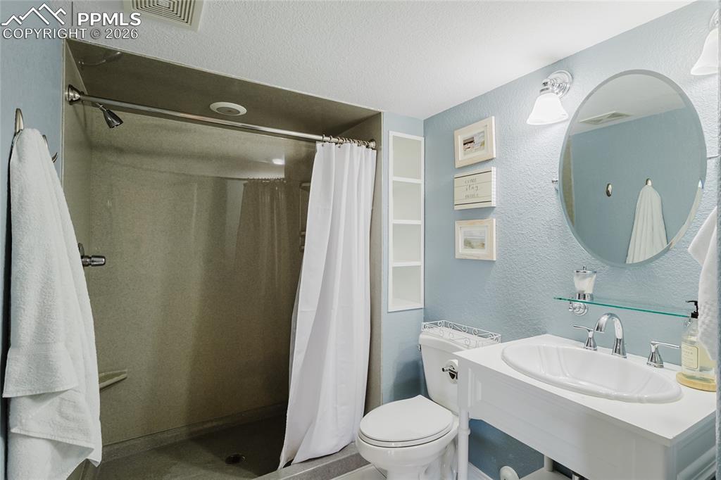 6828 Granite Peak Drive Colorado Springs CO 80923