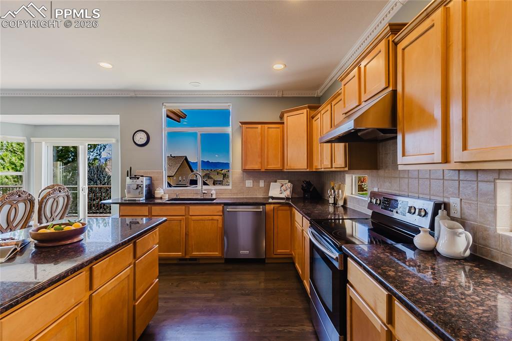 6828 Granite Peak Drive Colorado Springs CO 80923