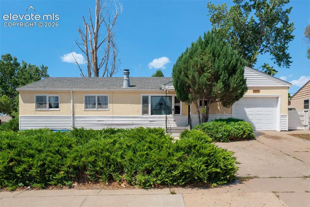 1317 Alexander Circle Pueblo CO 81001