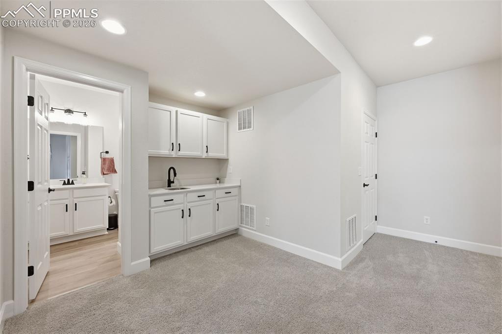 5765 Mammoth Lane Colorado Springs CO 80927