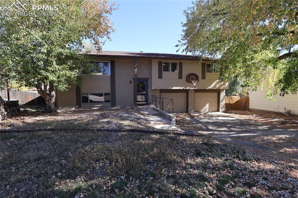 1623 James Circle Colorado Springs CO 80915