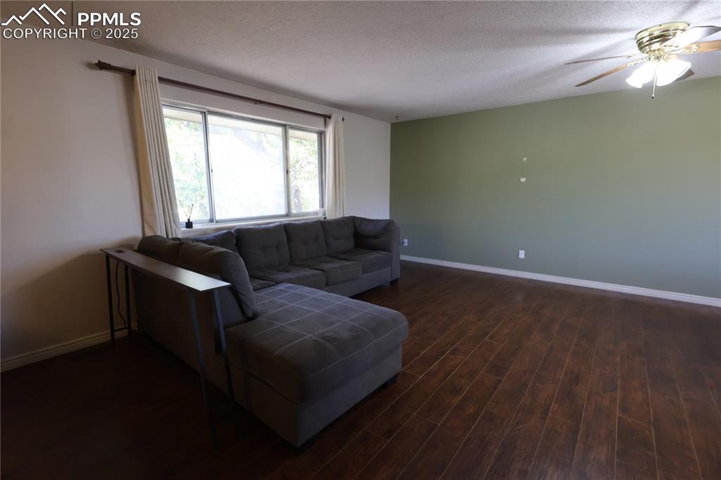 1623 James Circle Colorado Springs CO 80915