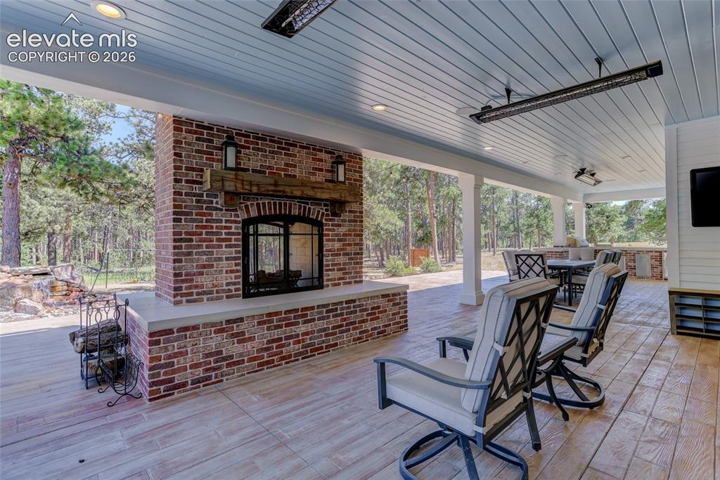 19404 Hilltop Pines Path Monument CO 80132