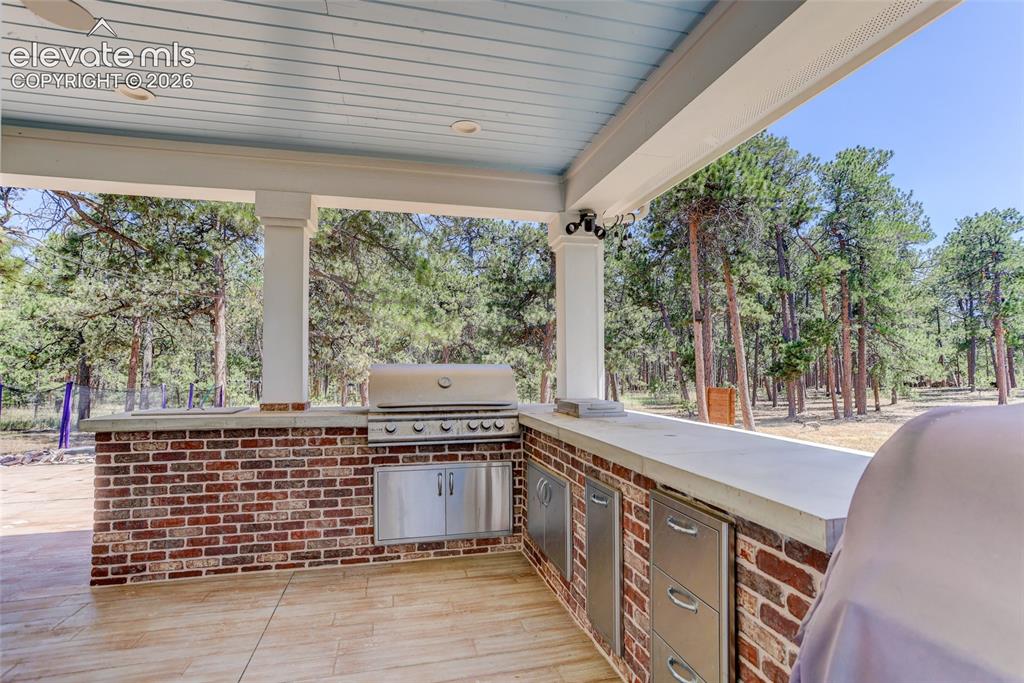 19404 Hilltop Pines Path Monument CO 80132