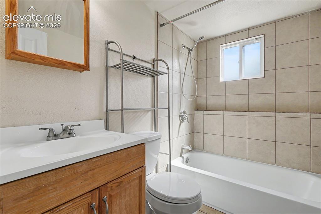 1049 Cambridge Avenue Colorado Springs CO 80906