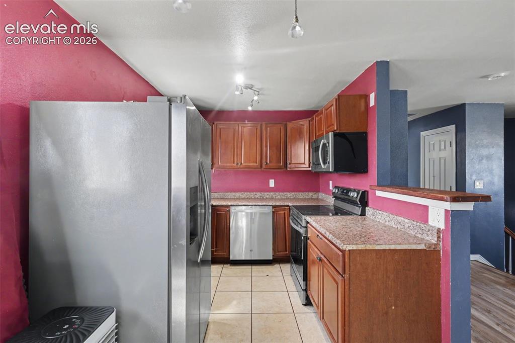 1049 Cambridge Avenue Colorado Springs CO 80906