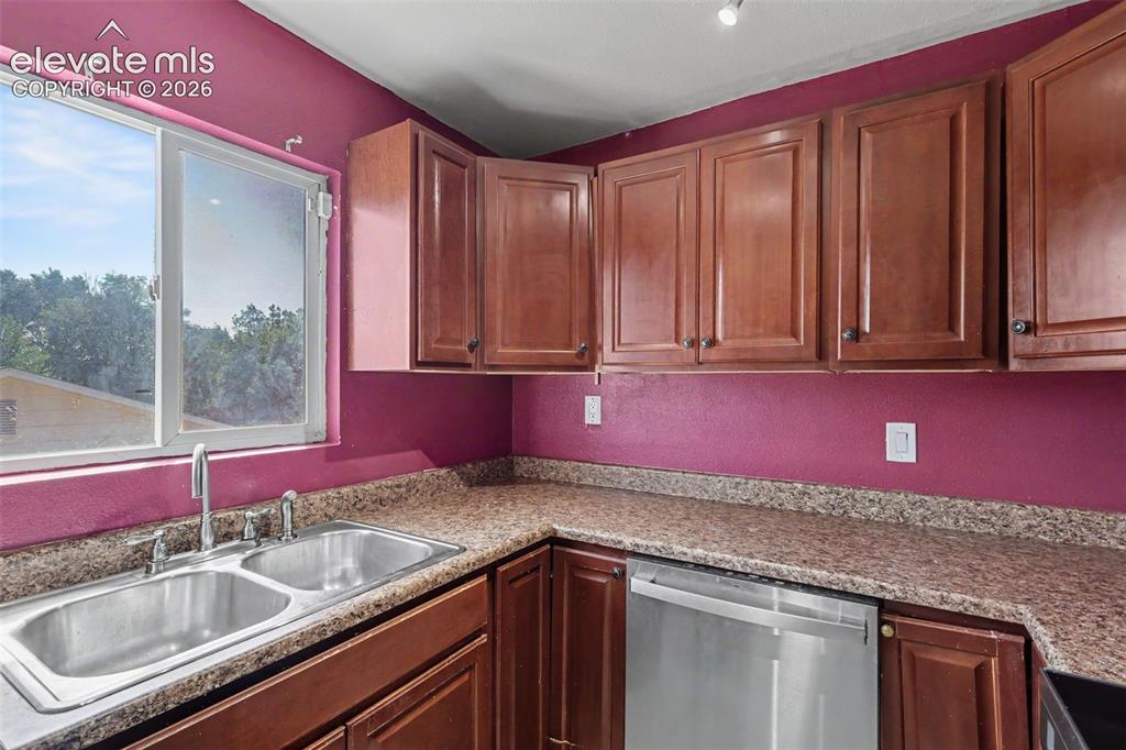 1049 Cambridge Avenue Colorado Springs CO 80906