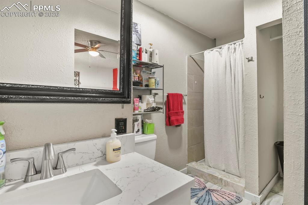 2511 E Routt Avenue Pueblo CO 81004