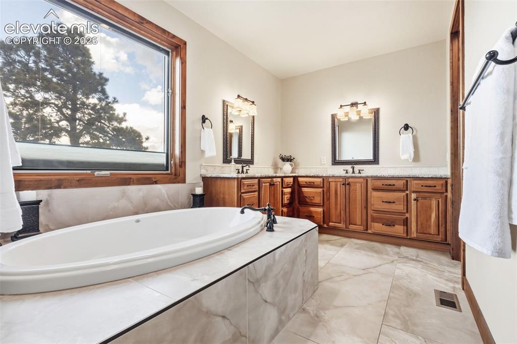 4330 Ridgeway Lane Colorado Springs CO 80908