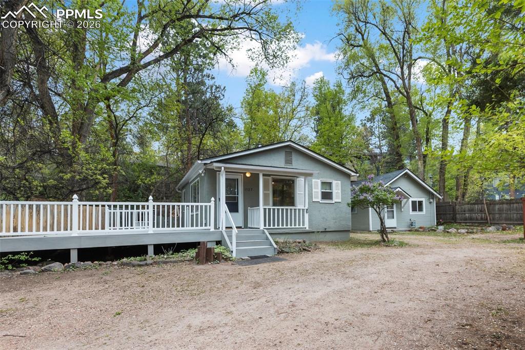1527 W Cheyenne Road Colorado Springs CO 80906
