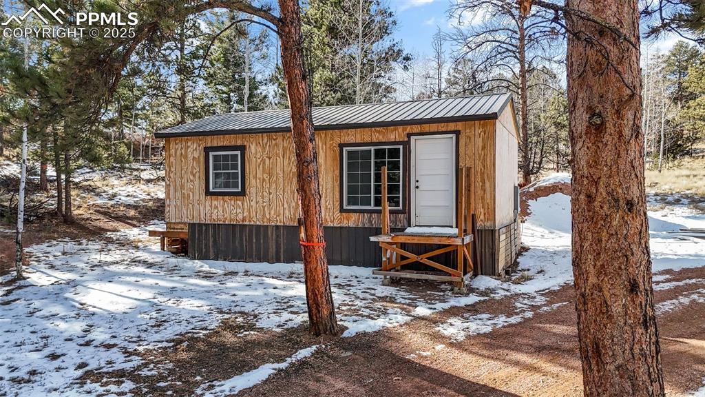 2270 Pikes Peak Drive Florissant CO 80816