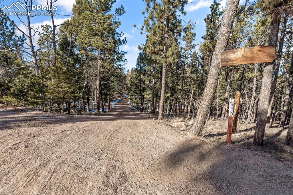 2270 Pikes Peak Drive Florissant CO 80816