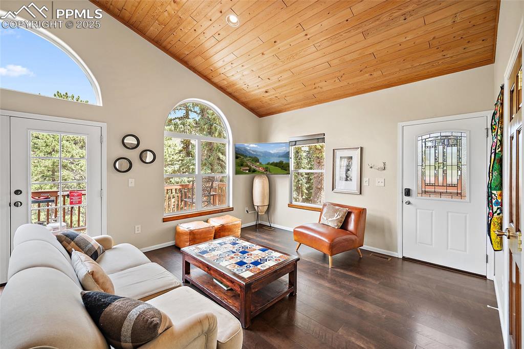 9845 Mesa Road Cascade CO 80809