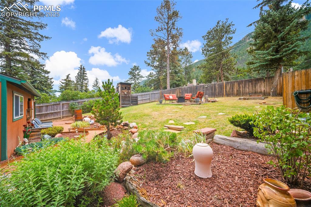 9845 Mesa Road Cascade CO 80809