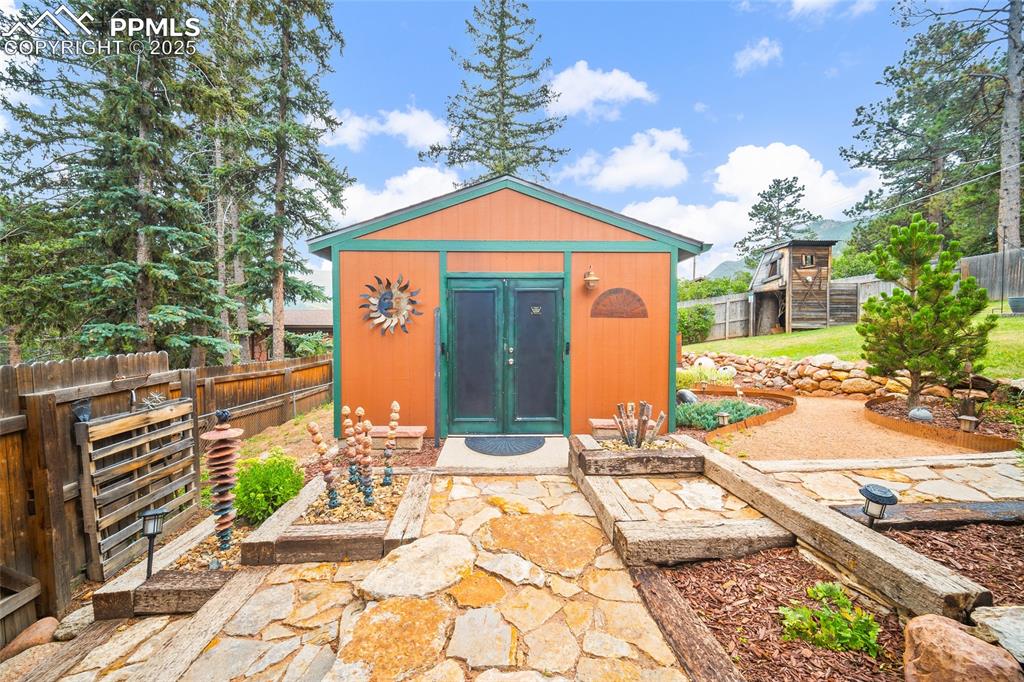 9845 Mesa Road Cascade CO 80809