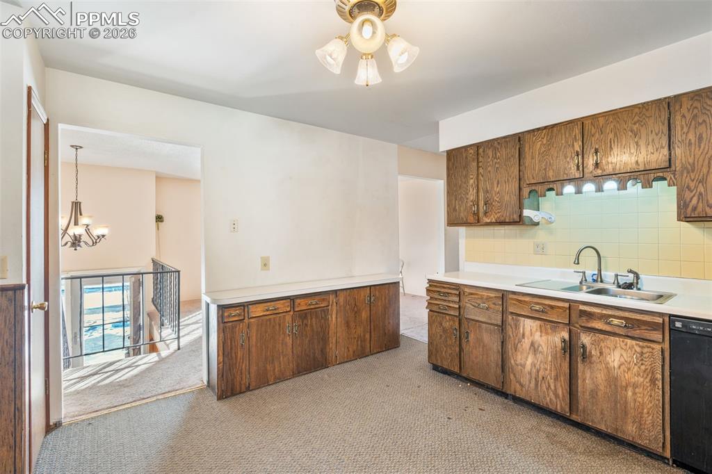 4096 London Lane Colorado Springs CO 80916