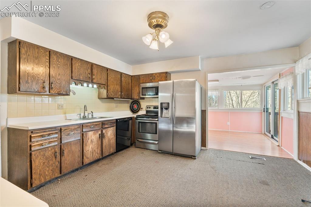 4096 London Lane Colorado Springs CO 80916