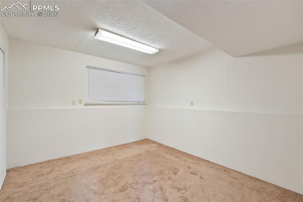 4096 London Lane Colorado Springs CO 80916