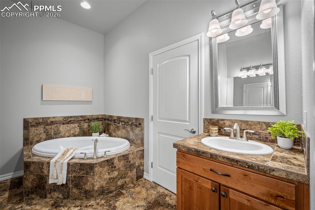 13916 Paradise Villas Grove Colorado Springs CO 80921