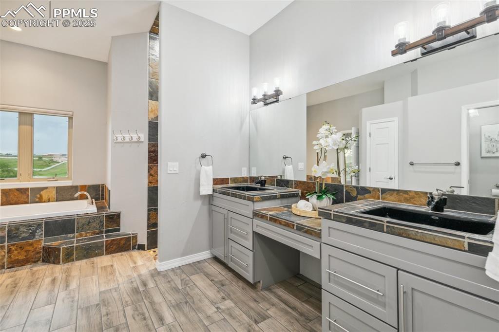 7416 Crow Court Colorado Springs CO 80908