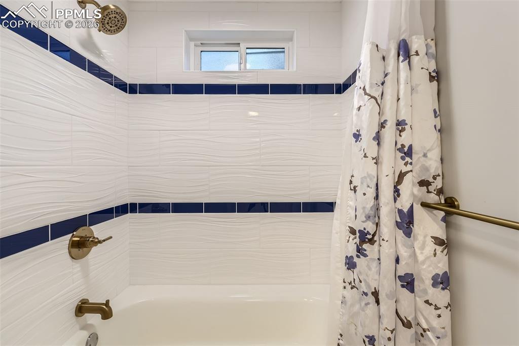 70 Cascade Court Colorado Springs CO 80907