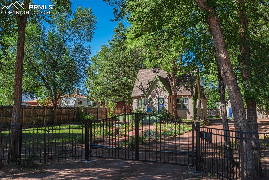 70 Cascade Court Colorado Springs CO 80907