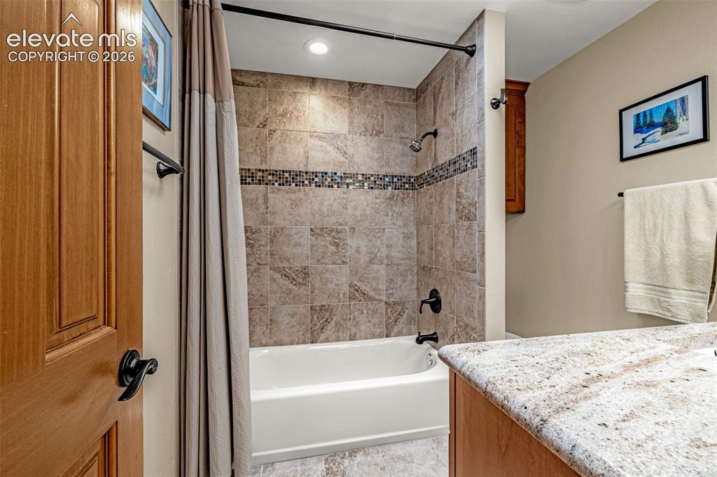 5160 Thistle Court Colorado Springs CO 80917