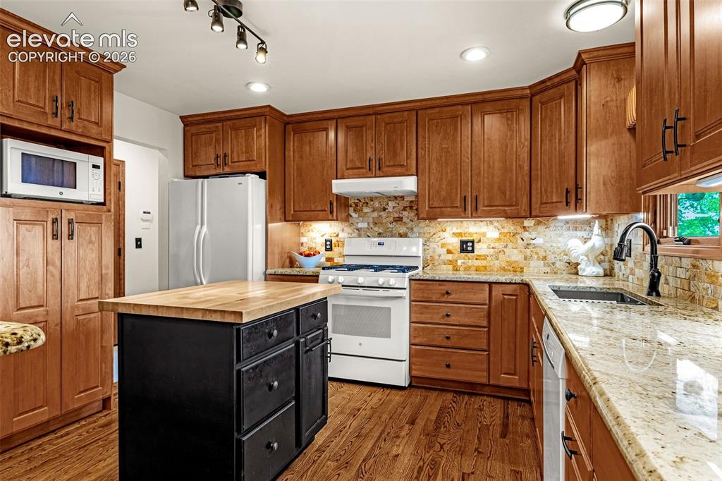 5160 Thistle Court Colorado Springs CO 80917