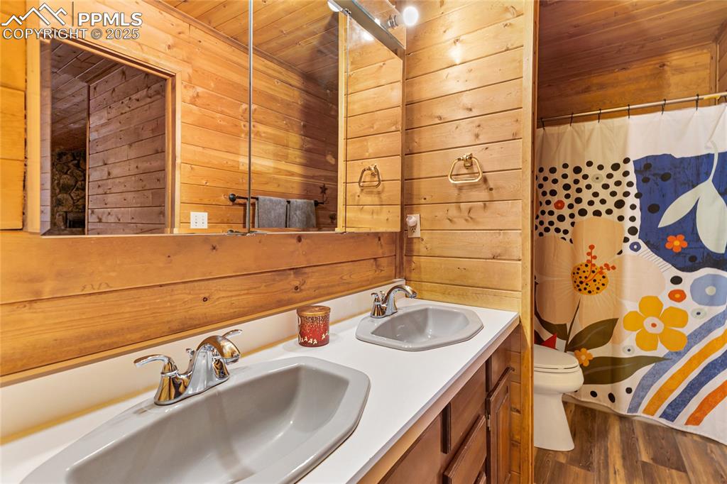 795 S Mountain Estates Road Florissant CO 80816