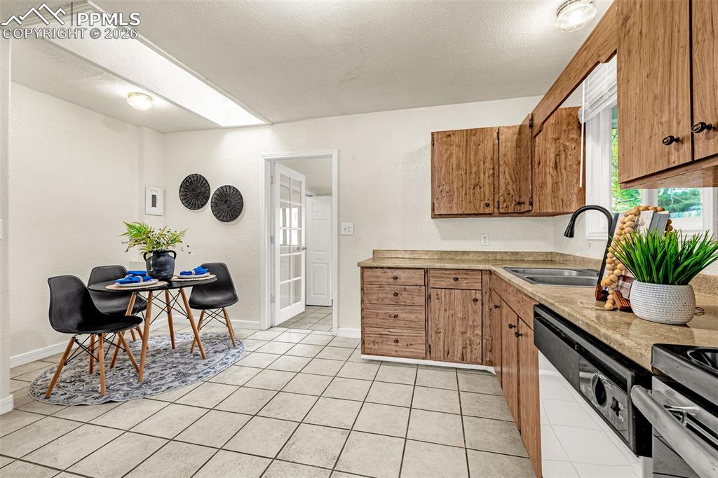 1061 Florence Avenue Colorado Springs CO 80905