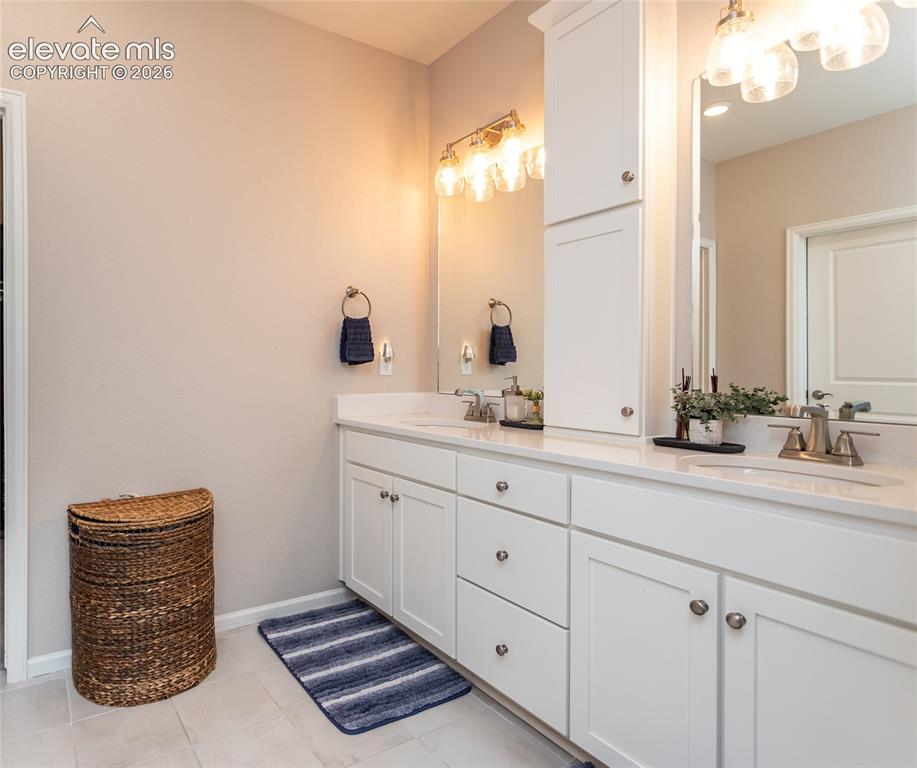5913 Haster Grove Colorado Springs CO 80927