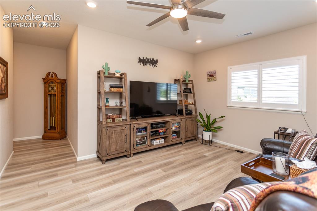 5913 Haster Grove Colorado Springs CO 80927
