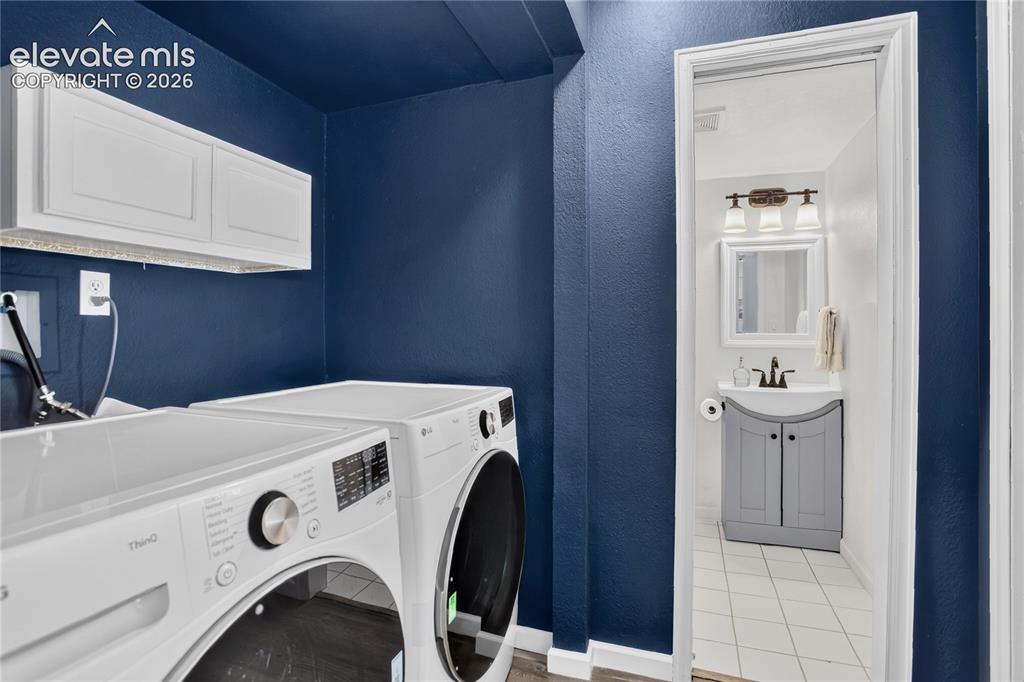 855 Greenbrier Drive Colorado Springs CO 80916