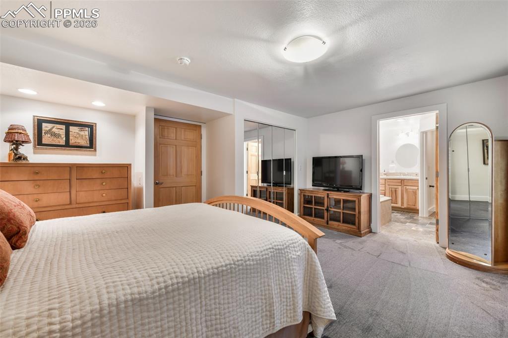 6020 Castlewood Lane Colorado Springs CO 80918