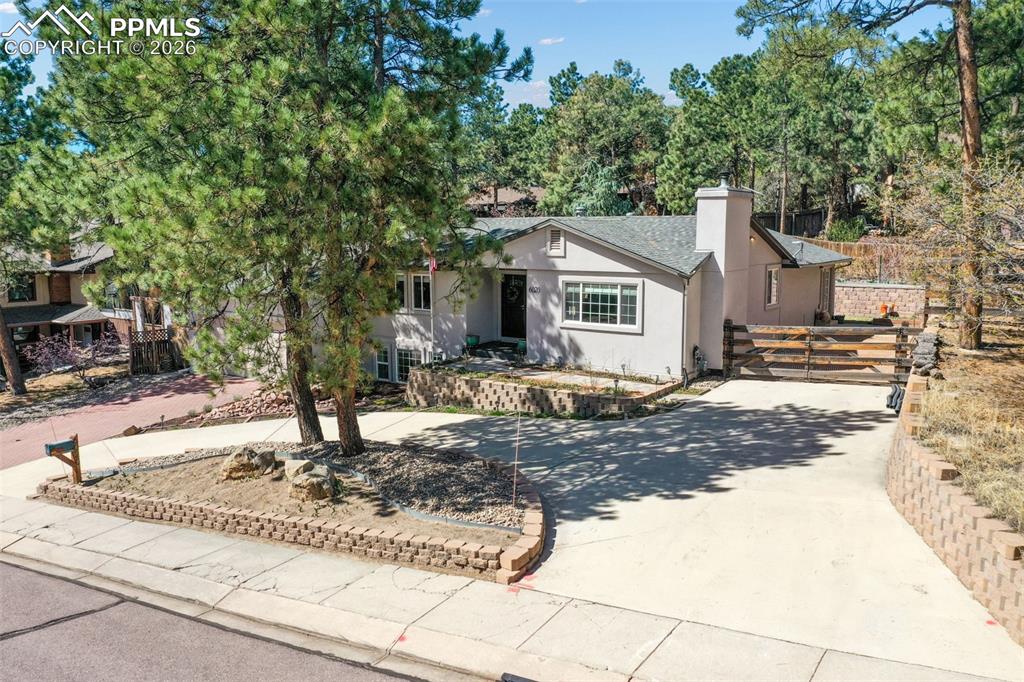6020 Castlewood Lane Colorado Springs CO 80918