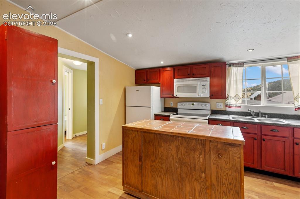 102 Spicer Avenue Victor CO 80860