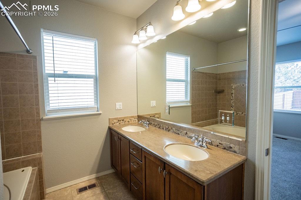 6017 Cumbre Vista Way Colorado Springs CO 80924