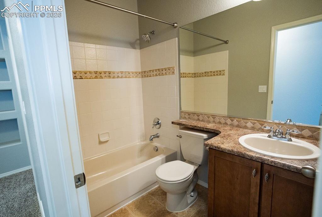 6017 Cumbre Vista Way Colorado Springs CO 80924