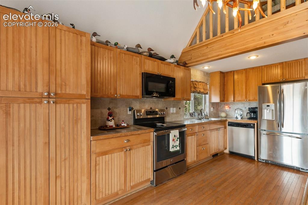 11396 County Road 102 Guffey CO 80820