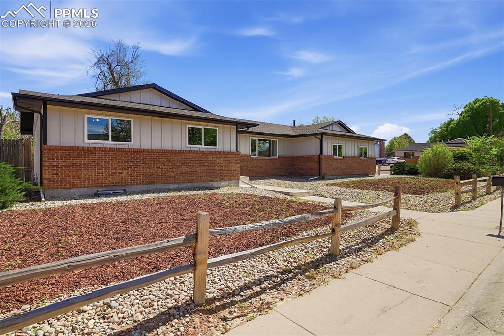 218 Starlite Drive Pueblo CO 81005