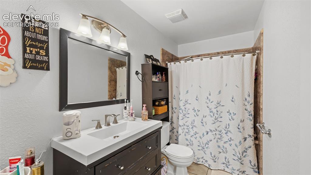 3433 Hunterwood Drive Colorado Springs CO 80916