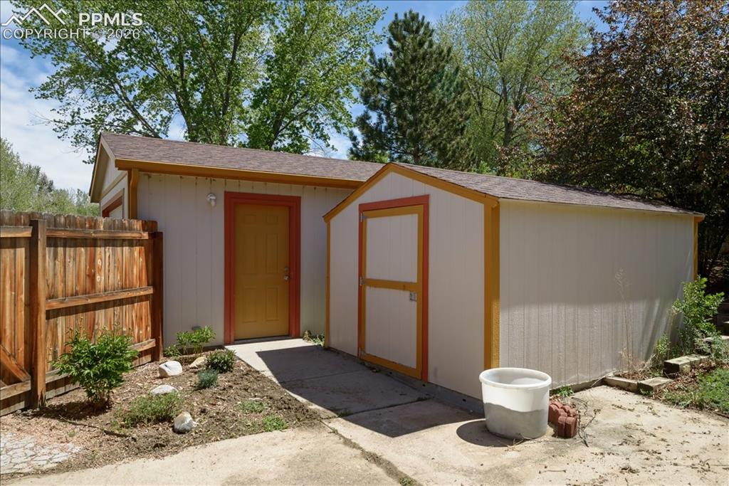 1585 Luna Vista Street Colorado Springs CO 80911