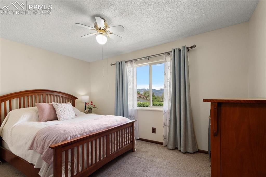 1585 Luna Vista Street Colorado Springs CO 80911