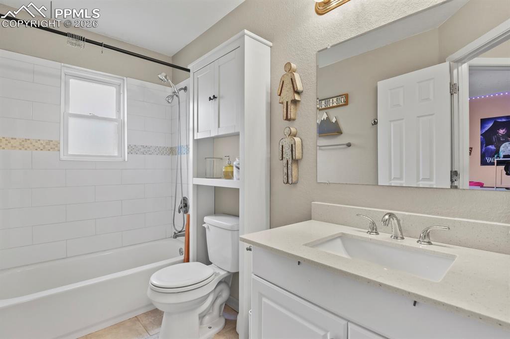 15726 E Bails Drive Aurora CO 80017