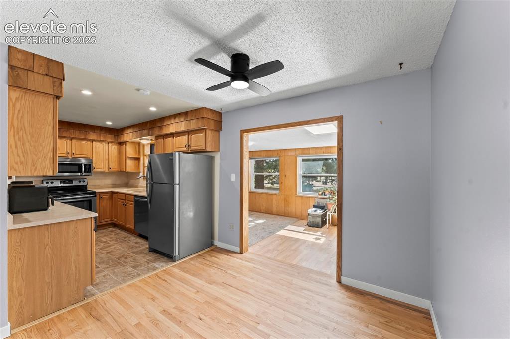 1605 Dixon Drive Colorado Springs CO 80909