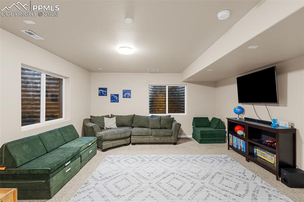 10384 Declaration Drive Colorado Springs CO 80925